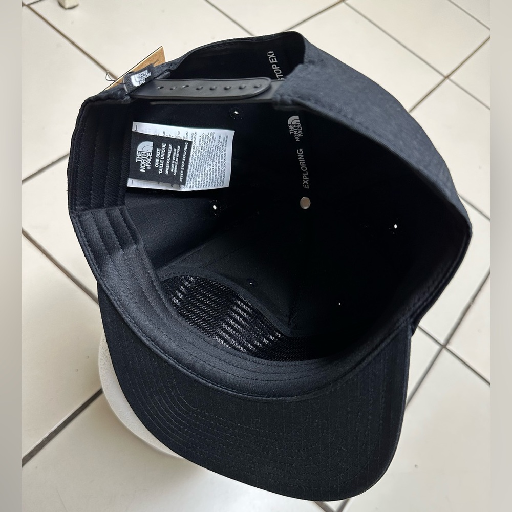 New The North face Unisex - Picture 3 of 5